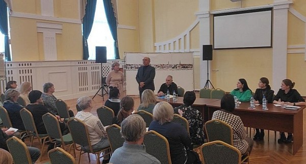 Мэр Черняховска встретился с семьями погибших в СВО