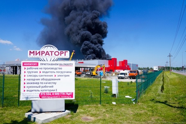 Пожар на заводе «Мираторга» в Калининграде: фоторепортаж «Нового Калининграда» Пожар на заводе «Мираторга» в Калининграде: фоторепортаж «Нового Калининграда»