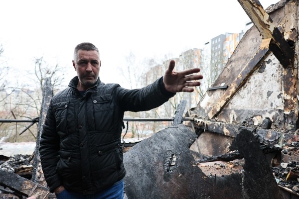 Жильцы сгоревшего дома на Артиллерийской: «Услышали треск батарей, потом упала черная туча» Жильцы сгоревшего дома на Артиллерийской: «Услышали треск батарей, потом упала черная туча»