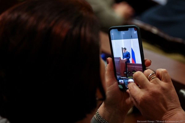 Карты, фотки, все дела: ежегодный отчет Антона Алиханова в фотографиях