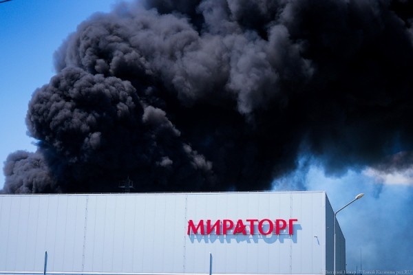 Пожар на заводе «Мираторга» в Калининграде: фоторепортаж «Нового Калининграда» Пожар на заводе «Мираторга» в Калининграде: фоторепортаж «Нового Калининграда»