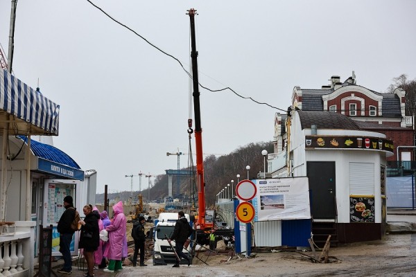 Вода, сваи, буны: что происходит в Светлогорске, где реконструируют старый променад (фото) Вода, сваи, буны: что происходит в Светлогорске, где реконструируют старый променад (фото)