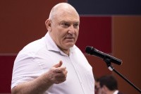 Феликс Лапин: Французская утка, чтобы покинуть область, должна заплатить пошлину