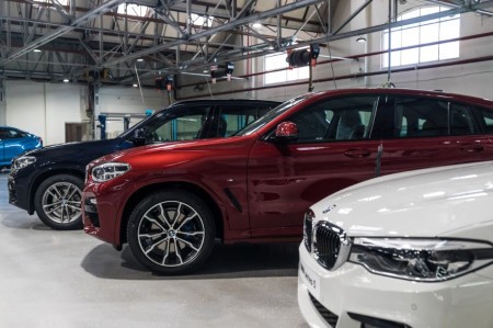Автосалоны возвращаются к схемам из девяностых Автосалоны возвращаются к схемам из девяностых