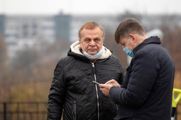 «Дочь спикера, советник губернатора, главный налоговик, главврач и другие обитатели Karlshof» «Дочь спикера, советник губернатора, главный налоговик, главврач и другие обитатели Karlshof»