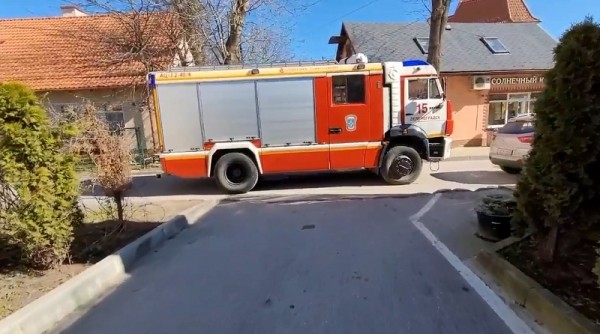 Алиханову пожаловались на заблокированную муниципальную парковку в Зеленоградске Алиханову пожаловались на заблокированную муниципальную парковку в Зеленоградске