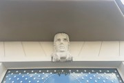 На проспекте Мира в Калининграде устанавливают горельефы в честь первых переселенцев (фото)
На проспекте Мира в Калининграде устанавливают горельефы в честь первых переселенцев (фото)