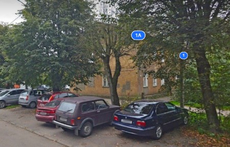 Городские власти расселяют дом напротив завода &laquo;Янтарь&raquo;