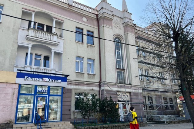 
						На проспекте Мира в Калининграде начинают капремонт старинного дома с обелисками											