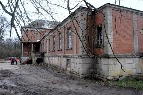 &laquo;Мне приснился ее хозяин и обещал помочь&raquo;: история калининградца, купившего усадьбу Луговен