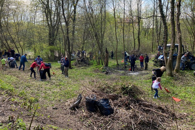 В Калининграде 22 апреля пройдёт общегородской субботник
В Калининграде 22 апреля пройдёт общегородской субботник