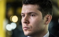 Антон Алиханов: Нужно 50–80 млн руб., чтобы проавансировать и разогнать стройку реконструкции поликлиники на Расковой Антон Алиханов: Нужно 50–80 млн руб., чтобы проавансировать и разогнать стройку реконструкции поликлиники на Расковой