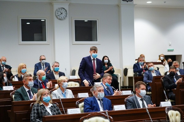 Ярошук, Кропоткин и другие: первое заседание областной Думы нового созыва в фотографиях