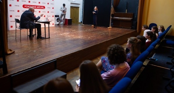 МТС и ГИТИС сокращают путь на сцену лучшим абитуриентам Калининграда