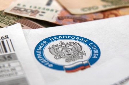 Экс-начальник отдела налоговой Гурьевска получил 4 года колонии за взятку в 1,5 млн руб.