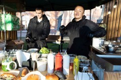 
						&laquo;Закат, креветки и розовая Джоли&raquo;: в Зеленоградске открылся гастрономический &laquo;Фиштиваль&raquo; (фото)											