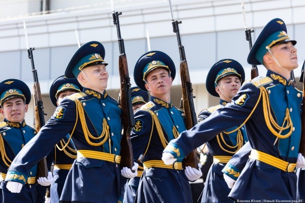 Парад Победы в Калининграде 9 мая (фоторепортаж) Парад Победы в Калининграде 9 мая (фоторепортаж)