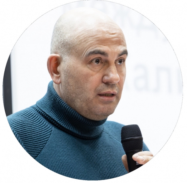 Калининградские перевозчики пообещали заплатить 1 млрд руб. за свою «растаможку» Калининградские перевозчики пообещали заплатить 1 млрд руб. за свою «растаможку»