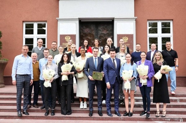 Встреча с губернатором Встреча с губернатором