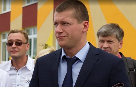 Экс-помощнику Алиханова и Цуканова грозит до 6 лет по делу о получении взятки