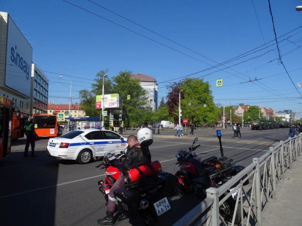 На военном параде в Калининграде было меньше зрителей На военном параде в Калининграде было меньше зрителей