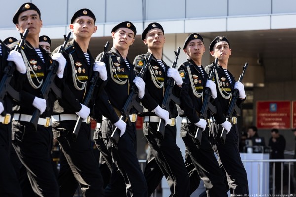 Парад Победы в Калининграде 9 мая (фоторепортаж) Парад Победы в Калининграде 9 мая (фоторепортаж)