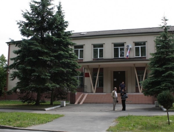 В Гурьевске с владельца БМВ требуют 1 млн за смертельную поездку сына В Гурьевске с владельца БМВ требуют 1 млн за смертельную поездку сына