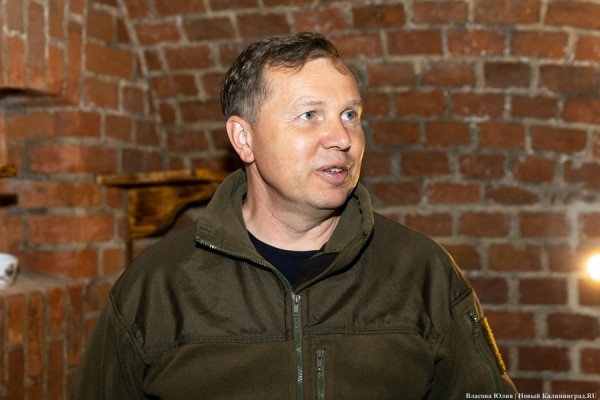 Началом был ящик в подвале: хозяин музея «Блокгауз» — о пиве, реставрации и путешествиях посуды Началом был ящик в подвале: хозяин музея «Блокгауз» — о пиве, реставрации и путешествиях посуды