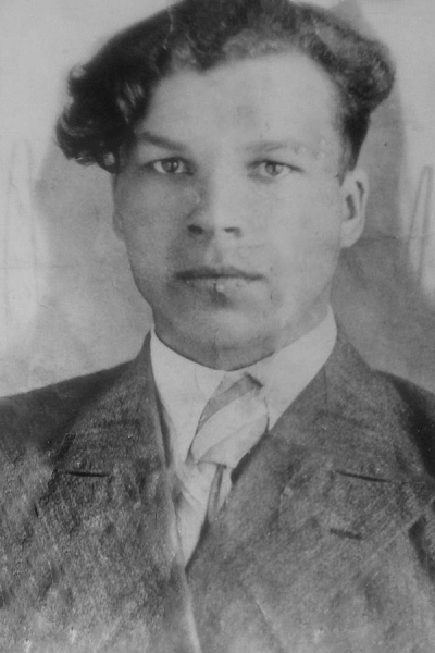 Похоронен у памятника Шиллеру: история фронтового фото, добравшегося до дома через 78 лет