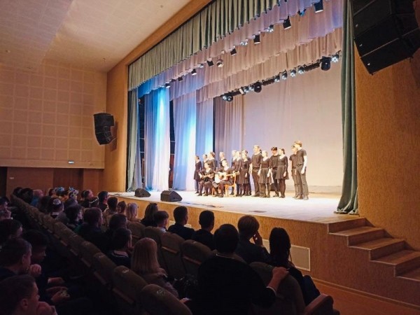 Театральный класс лицея № 49 находится с дружеским визитом в городе Гродно Театральный класс лицея № 49 находится с дружеским визитом в городе Гродно