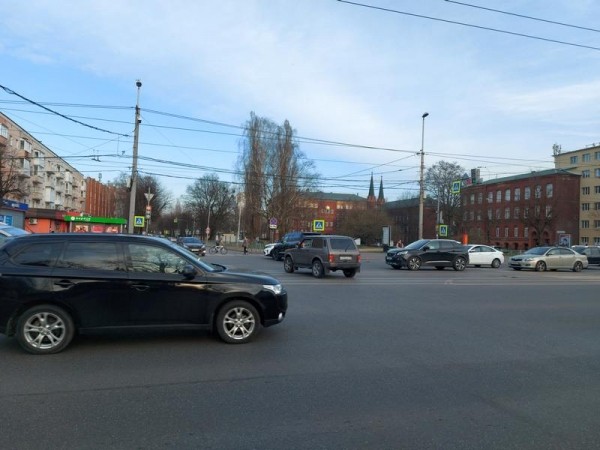 В Калининграде всё чаще ищут китайские автомобили В Калининграде всё чаще ищут китайские автомобили