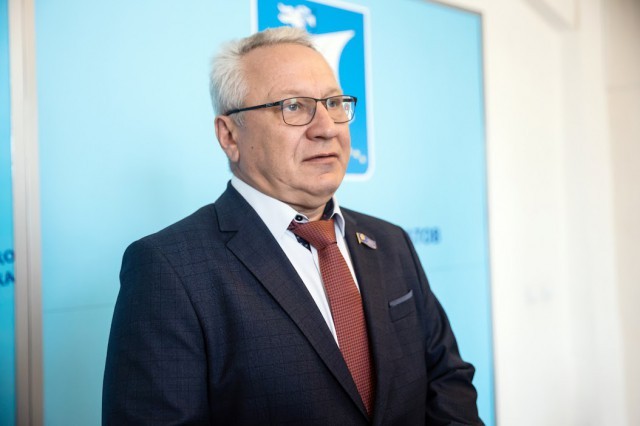 «Задач — громадьё»: Аминов рассказал, что хочет сделать на посту главы Калининграда
«Задач — громадьё»: Аминов рассказал, что хочет сделать на посту главы Калининграда