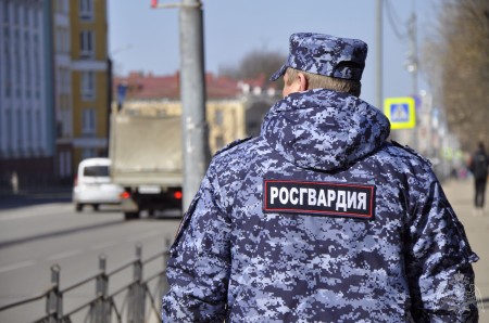Инспектор Росгвардии попался на взятке 13 тыс. руб. за продление лицензии на огнестрельное оружие Инспектор Росгвардии попался на взятке 13 тыс. руб. за продление лицензии на огнестрельное оружие