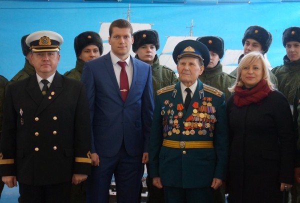 В Черняховске начинается суд над экс-главным по молодёжи Калиновским В Черняховске начинается суд над экс-главным по молодёжи Калиновским