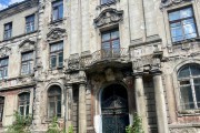 
						На улице Тюленина в Калининграде начинают ремонт фасада старинного здания банка (фото)											