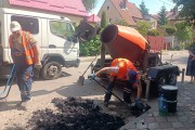 «Гидротехник» начал восстанавливать дороги в Калининграде при помощи рециклера (фото)
«Гидротехник» начал восстанавливать дороги в Калининграде при помощи рециклера (фото)