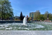 В Калининграде запустили городские фонтаны (фото)
В Калининграде запустили городские фонтаны (фото)