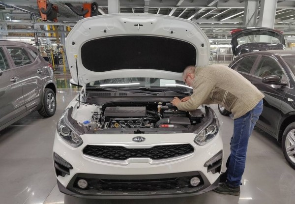 В Калининграде на «Автоторе» пересобрали KIA Cerato В Калининграде на «Автоторе» пересобрали KIA Cerato