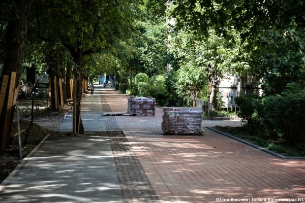 «Ровно и нарядно»: власти объяснили, почему не получается сохранить исторический облик Красной «Ровно и нарядно»: власти объяснили, почему не получается сохранить исторический облик Красной