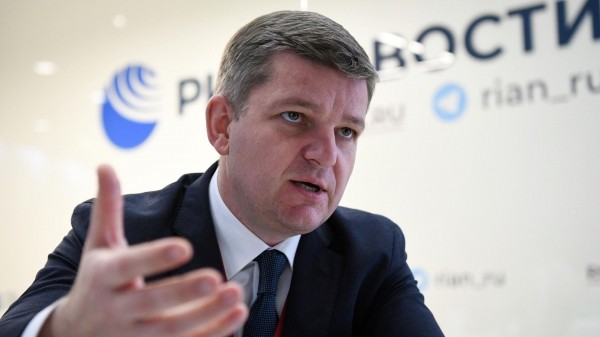 Роман Карманов: деятелям культуры, кто покинул Россию пора грустить Роман Карманов: деятелям культуры, кто покинул Россию пора грустить