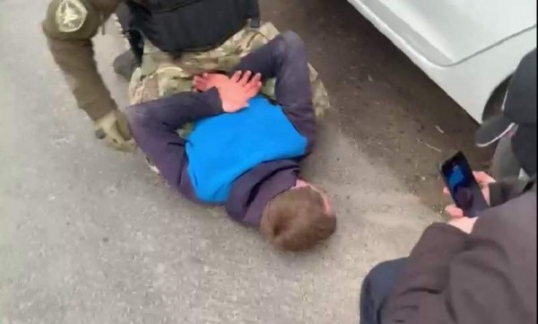 В Калининграде парикмахер продавала марихуану своим клиентам В Калининграде парикмахер продавала марихуану своим клиентам