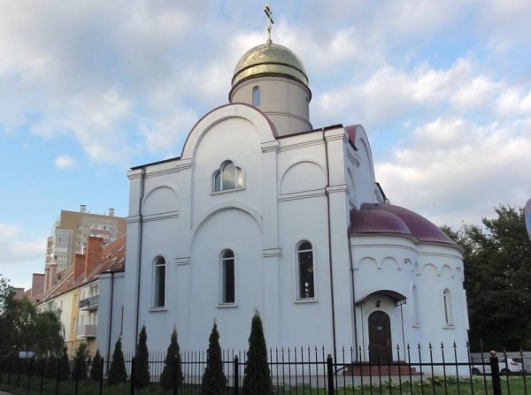 В Калининграде женщина украла из церкви на Осенней 7 тыс. рублей В Калининграде женщина украла из церкви на Осенней 7 тыс. рублей