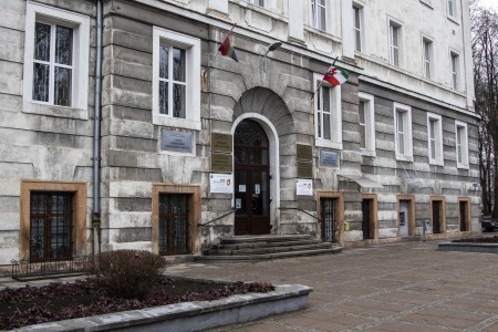 Администрацию Советска заставили перенести на год расселение аварийного дома
