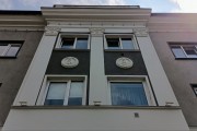 На Ленинском проспекте в Калининграде завершают ремонт старинного дома с эркерами и барельефами (фото)
На Ленинском проспекте в Калининграде завершают ремонт старинного дома с эркерами и барельефами (фото)