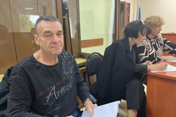 «Это настоящая расправа!»: тяжелобольного жителя региона осудили на 7,5 лет за фейки об армии РФ «Это настоящая расправа!»: тяжелобольного жителя региона осудили на 7,5 лет за фейки об армии РФ