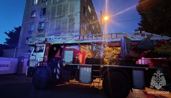 Ночью из дома в центре Калининграда эвакуировали людей