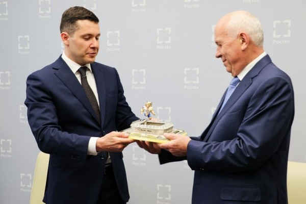 Стадион &laquo;Калининград&raquo; переименуют в &laquo;Ростех-арену&raquo;