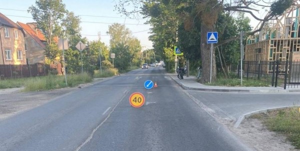 На Арсенальной мотоциклист опрокинулся на лежачем полицейском На Арсенальной мотоциклист опрокинулся на лежачем полицейском