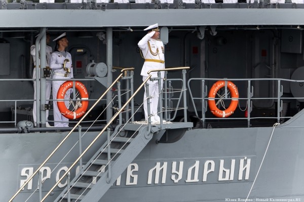 День ВМФ в Балтийске: как прошел парад кораблей Балтфлота (фото) День ВМФ в Балтийске: как прошел парад кораблей Балтфлота (фото)