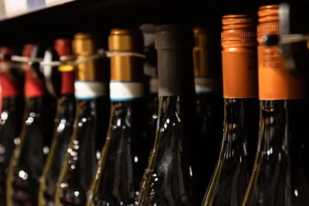 Выдача акцизных марок на алкоголь в регионе выросла почти на 20 % Выдача акцизных марок на алкоголь в регионе выросла почти на 20 %
